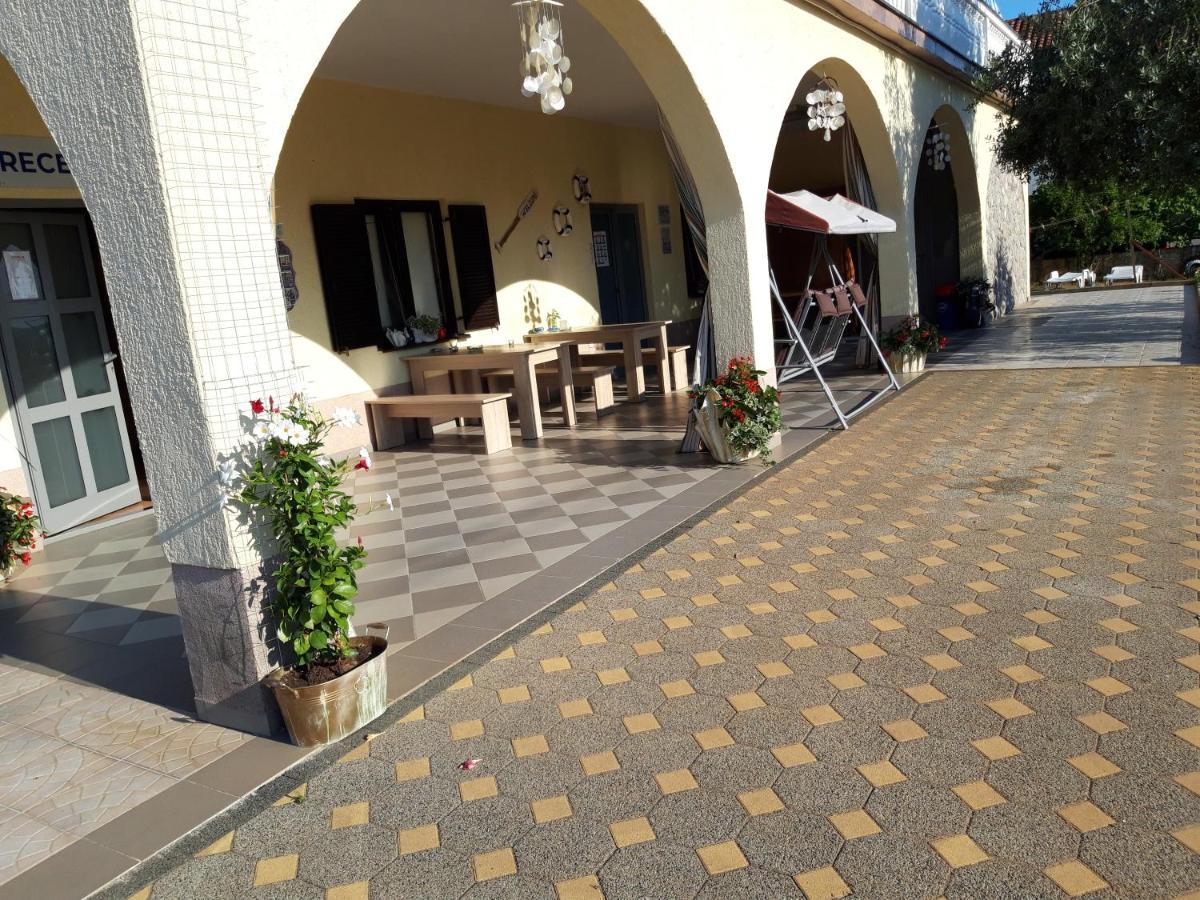 Hostel Marinus Sveti Vid-Miholjice Εξωτερικό φωτογραφία