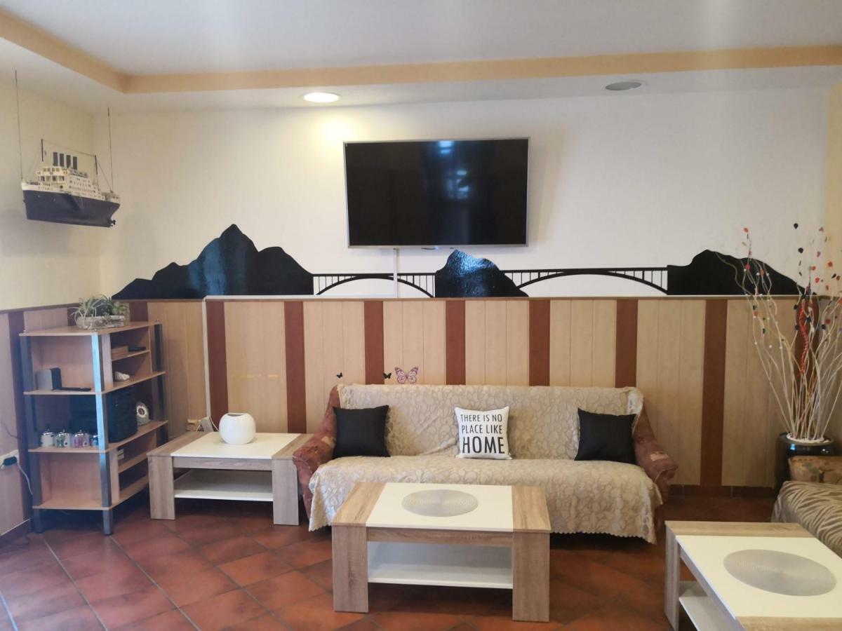 Hostel Marinus Sveti Vid-Miholjice Εξωτερικό φωτογραφία