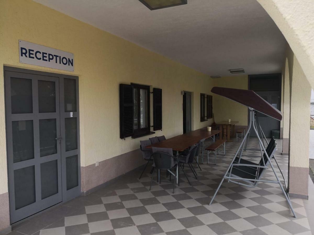 Hostel Marinus Sveti Vid-Miholjice Εξωτερικό φωτογραφία